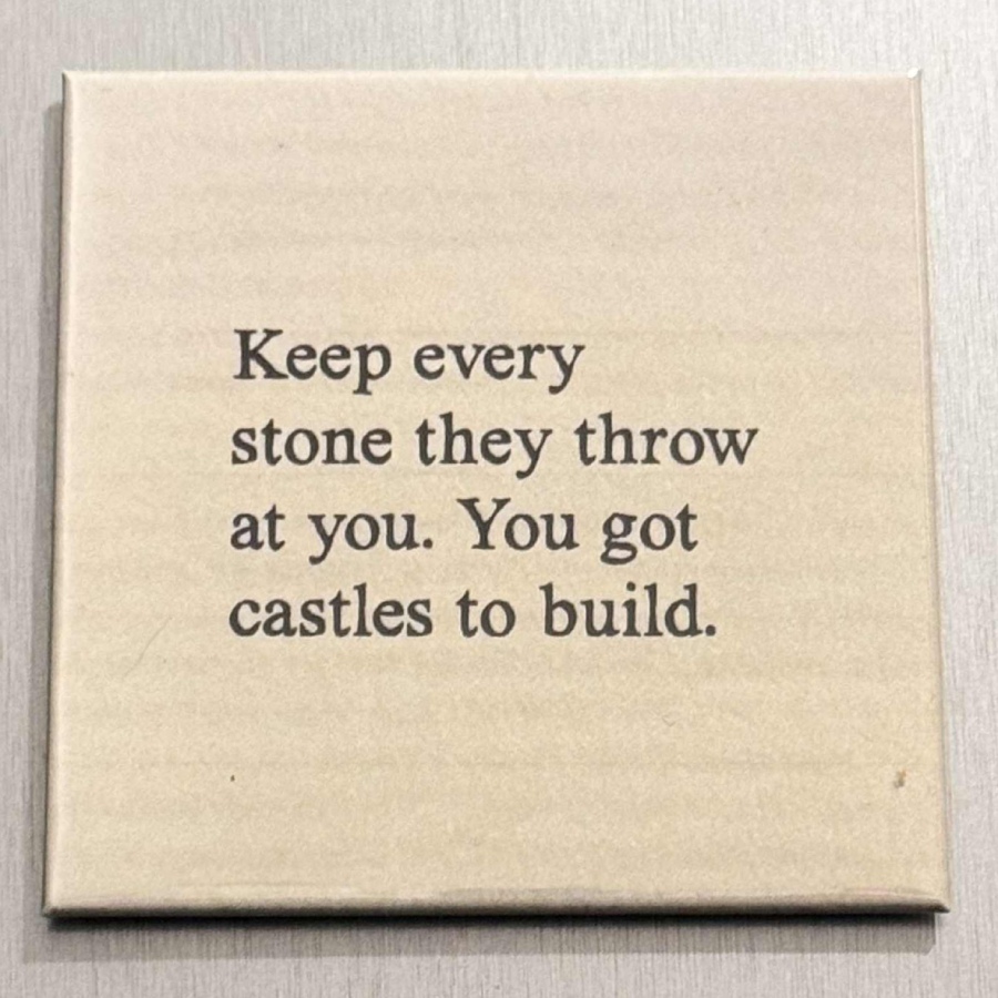 Kant-en-klaar: Keep every stone they throw...