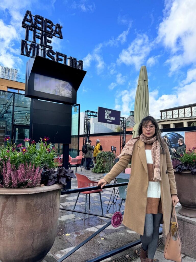 Len voor het ABBA museum, handgemaakt